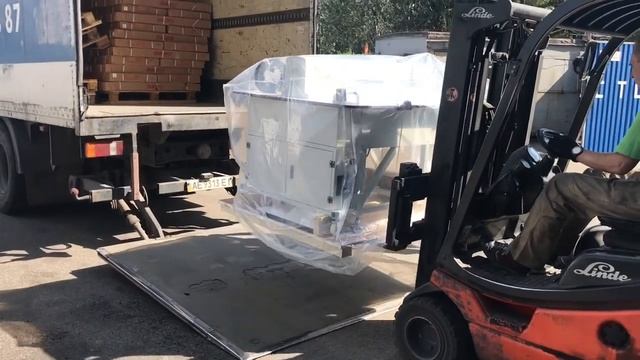 Погрузка BAOYU NEX-8, машина для шаблонного шитья 1300х740мм смотреть онлайн