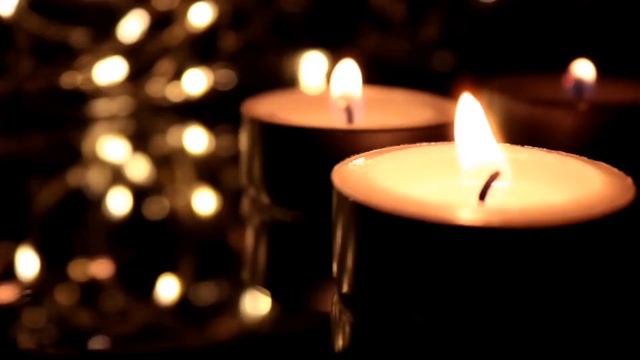 Candles and Piano смотреть онлайн