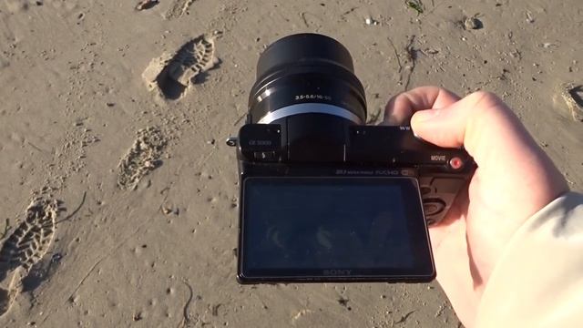 Sony A5000 In 2023. Better Than A Smartphone?