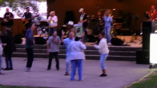 Born to be Wild - Dr Groovy and the Soul Surgeons смотреть онлайн