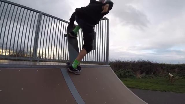 Cubert mini ramp skate смотреть онлайн