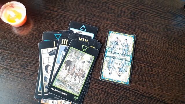 ❗?ЧТО ОН ДУМАЕТ О ВАС ПРЯМО СЕЙЧАС?⁉️ГАДАНИЕ НА ТАРО? смотреть онлайн