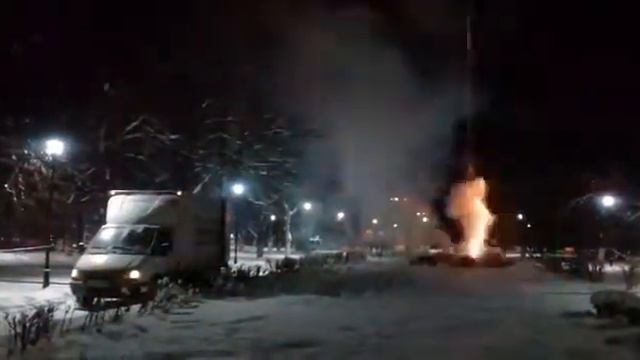 Грузовое такси ПОЛУТОРКА Сергиев Посад. Доставка и запуск салютов на встрече нового 2019 года. смотреть онлайн