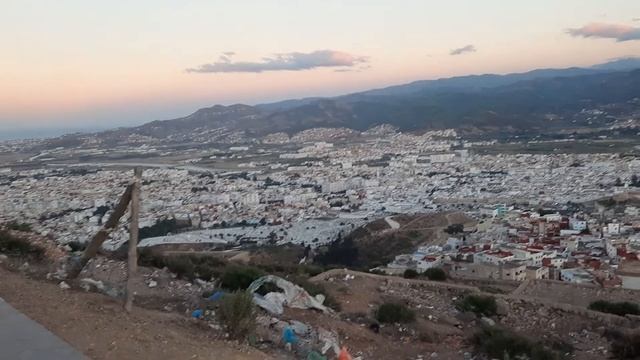 مدينة تطوان و الغروب. Bonito Paisaje  Tetouan