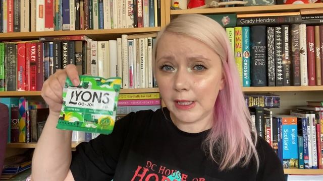 Unboxing The August Box From The Abominable Book Club - Horror Fiction Subscription Box смотреть онлайн