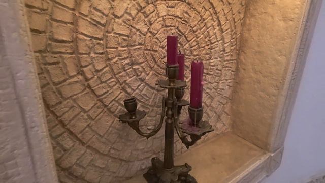 Любование антиквариатом в отеле Royal. смотреть онлайн