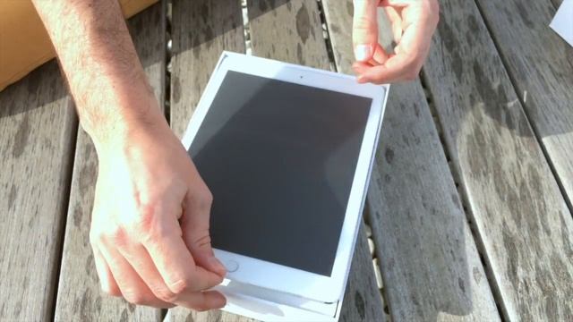 Unboxing | iPad Pro 9.7" смотреть онлайн