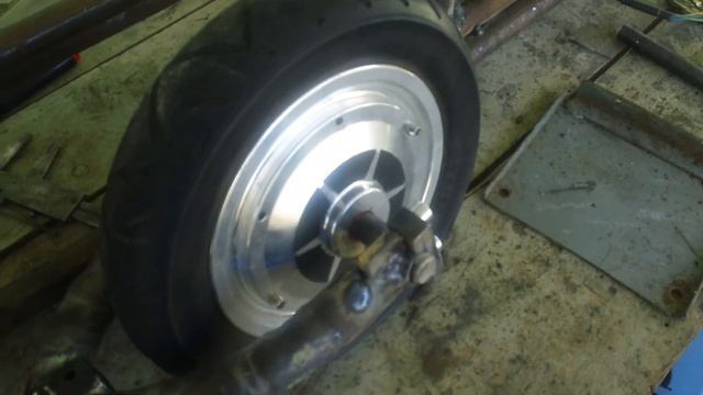 Электросамокат своими руками из гироскутера Ч.2 DIY electrobike смотреть онлайн