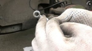 Замена переднего тормозного шланга Шевроле Каптива / Как прокачать тормоза / Тормоза Шевроле