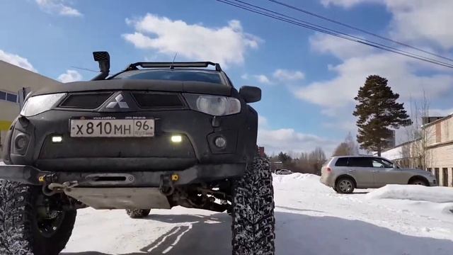 Mitsubishi L200 на бортовых редукторах от ГаражЪ4х4.Екб смотреть онлайн
