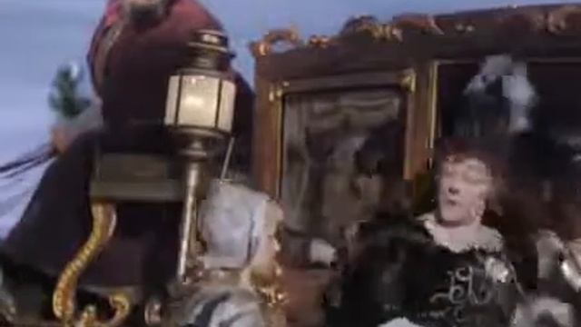 СМЫШЛЕНАЯ ЗОЛУШКА ПОЛУЧАЕТ ЗАДАНИЕ НА ДОМ от своей мачехи Раневской смотреть онлайн