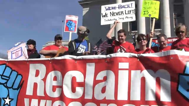 SolidaritySingAlong смотреть онлайн