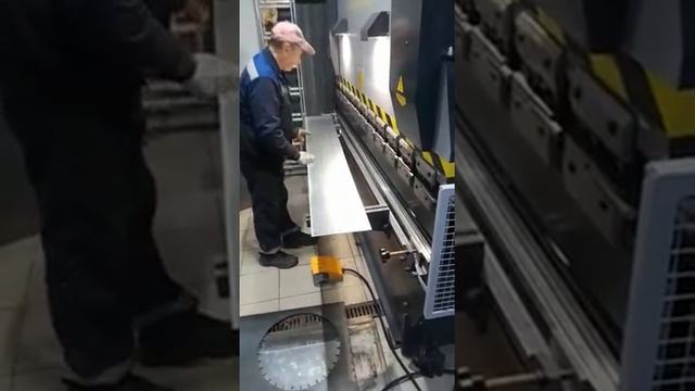 Работа гибочного станка СтальАгро смотреть онлайн