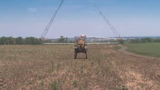 Игорь Вишняков о опрыскивателе-разбрасывателе Туман-2 смотреть онлайн