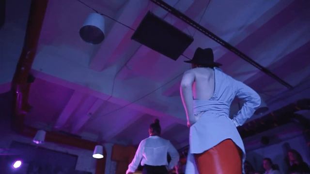 Runway 1/16 | Vogue & The City Ball | #ШТБП смотреть онлайн