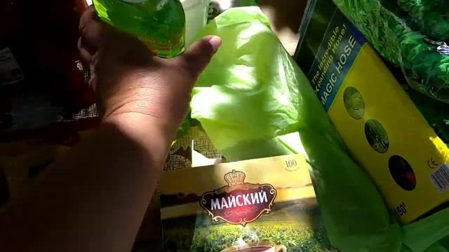 Поход в "Светофор"// Обзор покупок// Растягивающийся садовый шланг. смотреть онлайн