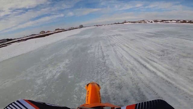 Заруба с ПРОФИ на льду! смотреть онлайн