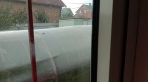 Ливень резко начался.