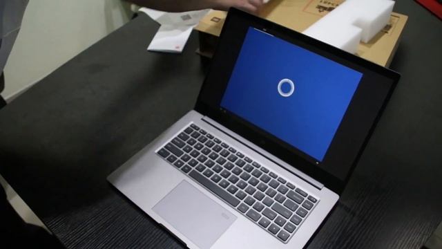 Xiaomi Notebook Pro 15 Enhanced Edition - Unboxing video смотреть онлайн