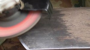 Заточка лопат, тяпок и т.п. Сравнение лепесткового и обдирочного (зачистного) дисков