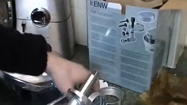Kenwood KM023 Major Titanium Food Processor Machine + Attachments review смотреть онлайн