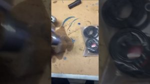 Land Cruiser 200 ТО оживляем суппорта