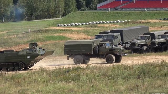 Динамический показ бронетехники МВТФ Армия 2018 / Dynamic display armored vehicles Forum Army 2018 смотреть онлайн