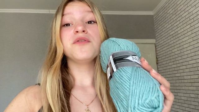 Вяжу в первый раз и сразу кардиган...?? смотреть онлайн