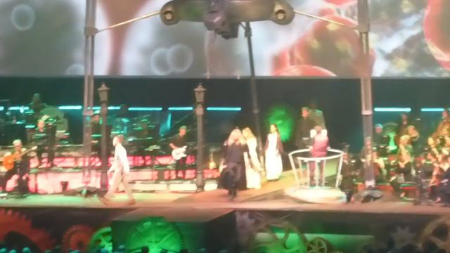 The War Of The Worlds Finale ft Carrie hope Fletcher, Jason Donovan Live in Manchester смотреть онлайн