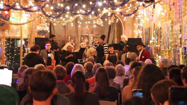 "Something's Got a Hold on me" from WOMEN IN BLUES смотреть онлайн