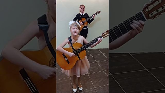 "Песенка о молодом гусаре" Булат Окуджава.Исполняют: Дарина Бабкина и Алиса Гаврикова смотреть онлайн