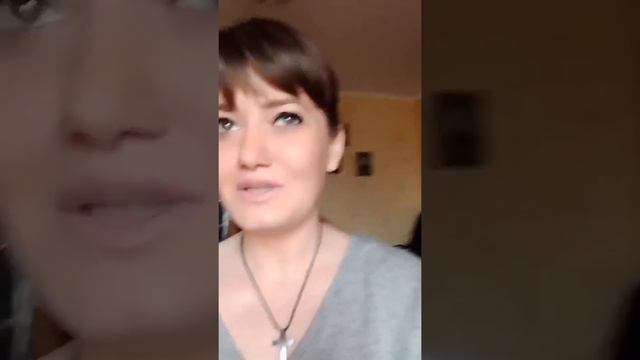 Прошло 24 часа - оно всё дымит | Плановая Лали о сегодня в Киеве 04.03.22 смотреть онлайн