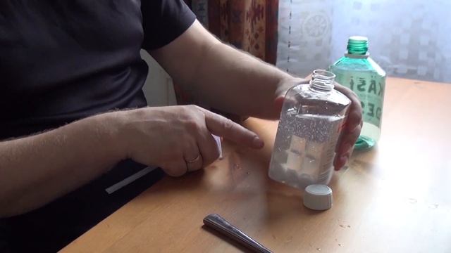 МАЛЕНЬКИЕ ПОМОЩНИКИ. Долгожданная посылка. Антисептик для рук. Двойняшки пылесосят смотреть онлайн