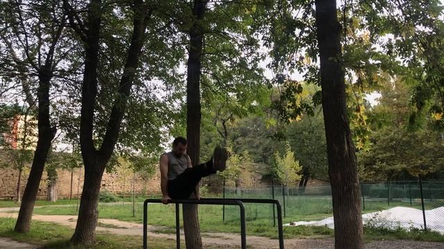 Как сделать горизонт на брусьях смотреть онлайн