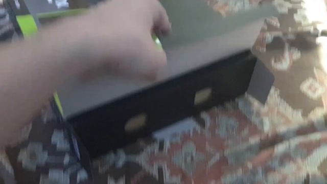 Taking the MSI Ventus 2X RTX 3060 out of its box. смотреть онлайн