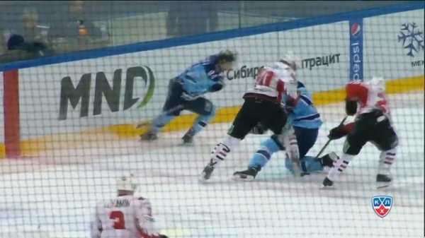 Великолепный гол Широкова / Shirokov scores on Omsk beauty challenge