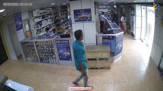 UNIVIEW-UNIARCH IPC-T114-PF28 VS HIKVISION-HILOOK IPC-D141H смотреть онлайн