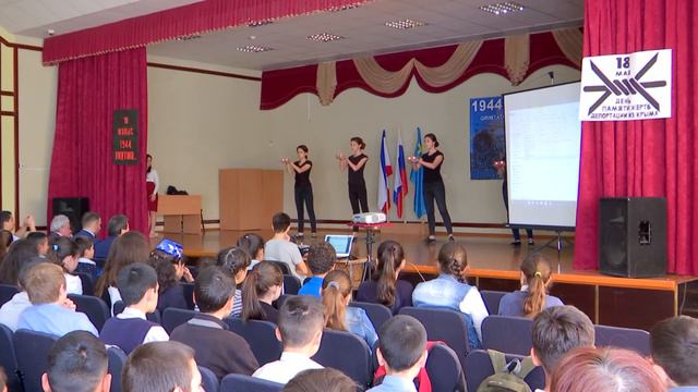 Эшреф Шемьи-заде адына 42 санлы орта умумтасиль мектепте сюргюнликке багъышлангъан тедбир кечти смотреть онлайн