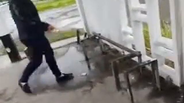 Бой лавочка против бирманского бойца смотреть онлайн