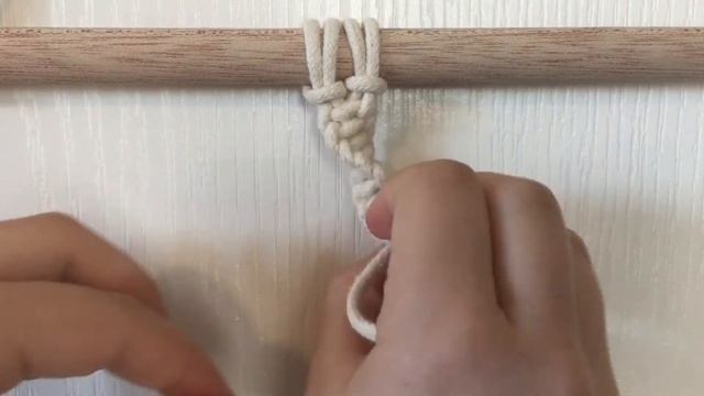10 EASY & BASIC MACRAME KNOTS FOR BEGINNERS || Audrey's Jar || смотреть онлайн