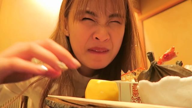 Take me to Tokyo (Part 1 - Eating Fish Sperm?!) смотреть онлайн