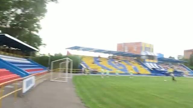 Астрахань. Стадион Судостроитель. смотреть онлайн