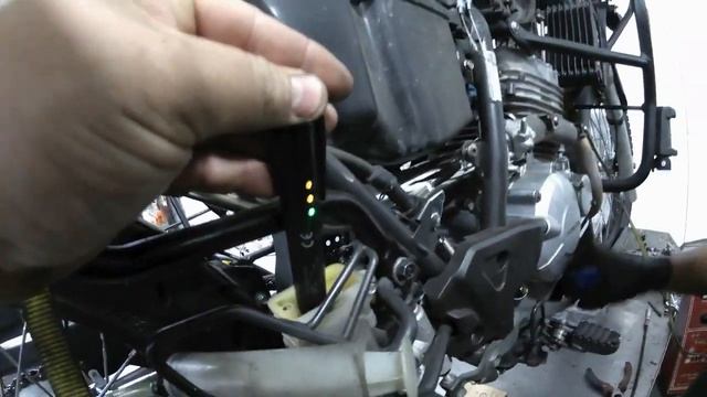 Mecânico Legal - Revisão Geral HONDA XRE/300 Cliente Renato смотреть онлайн