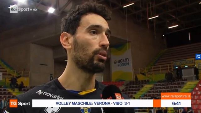 Emanuele Birarelli a #IoStoACasaEParloDiPallavolo: il muro смотреть онлайн