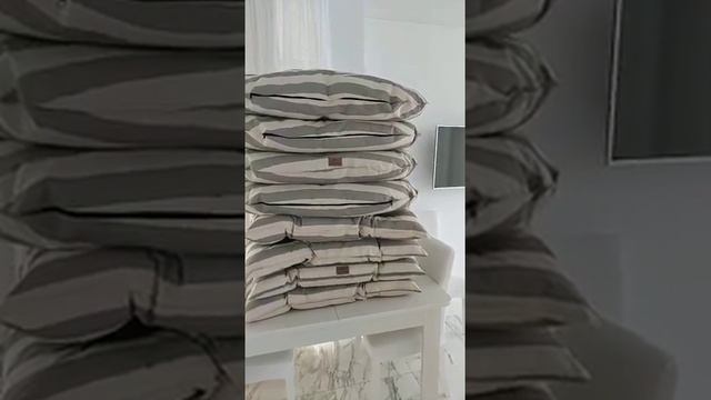 Thank you to Maltese and US friends for the Mattresses and other two items ! смотреть онлайн