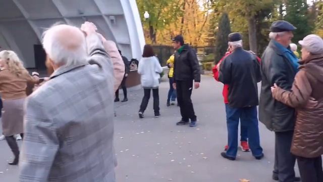 НЕ СПЕШИ СКАЗАТЬ ПРОЩАЙ! ТАНЦЫ ХАРЬКОВ СЧАСТЛИВЫЕ МОМЕНТЫ смотреть онлайн