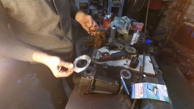 у Романа в гараже \ 1 смотреть онлайн