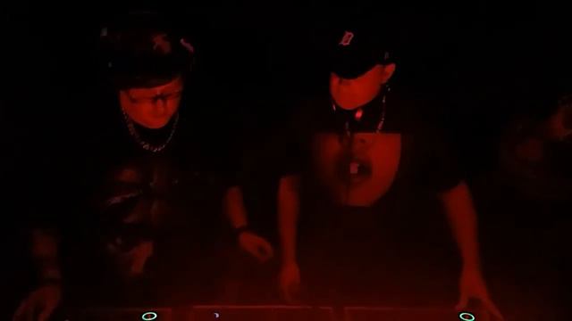 Gettoblaster Zach Bletz and Paul Anthony смотреть онлайн