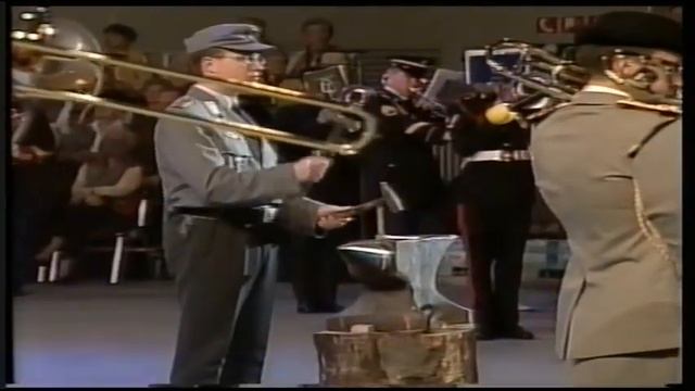 프로이센 군대의 행진곡 Amboss-Polka(대장장이 모루의 폴카)