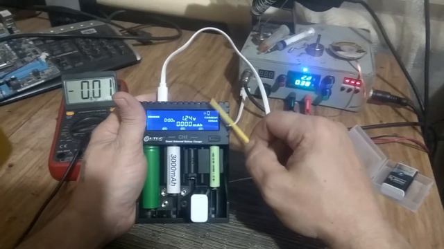 HTRC CH4 (зарядное устройство для всех типов аккумуляторов) смотреть онлайн